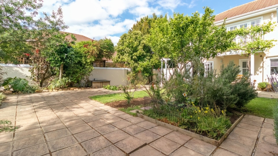 3 Bedroom Property for Sale in Bizweni Western Cape